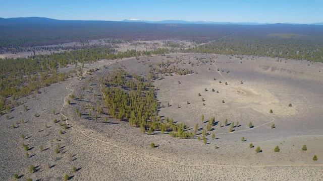 Hole in the Ground: Breathtaking Crater in Oregon’s High Desert смотреть онлайн