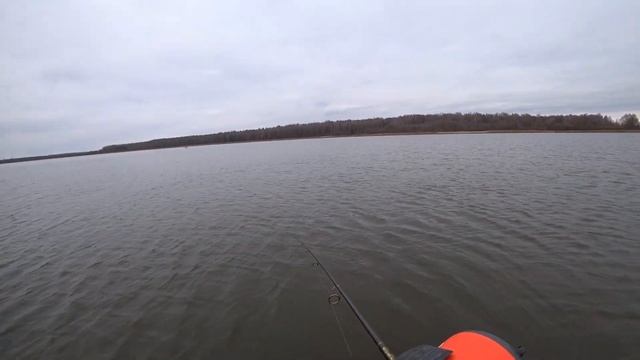 Дерзкие атаки щуки. Рыбалка с сыном смотреть онлайн