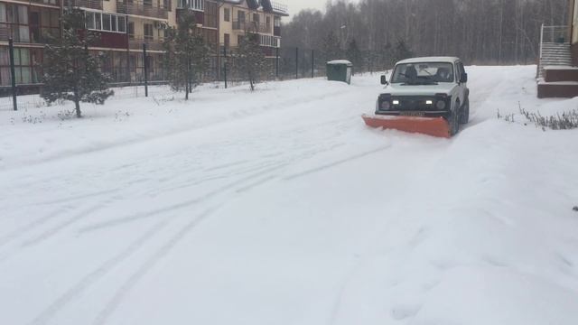 Нива-трактор. Суровый Челябинск. смотреть онлайн