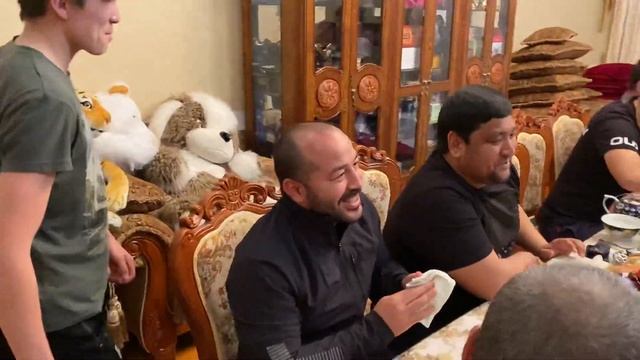 г.Алмалык в гостях у Озод ака!✊✊✊ смотреть онлайн