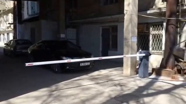 Шлагбаум в Шымкенте смотреть онлайн