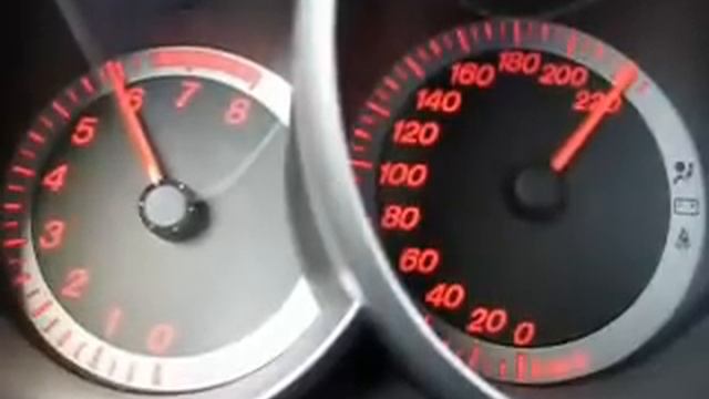 Mazda3 2.0 Sport 6 MT (stock) 0-230 KM\h