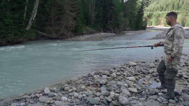Форелевая рыбалка на Кавказе. Trout fishing. Рыбалка в горах. Рыбалка в КЧР. Горная форель. Горы. смотреть онлайн