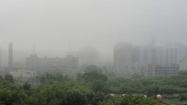 Ферментированный соус из обжаренного на огне перца чили. Опять шрирача! смотреть онлайн