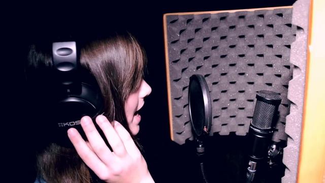 БумБокс – Та, Что (cover Ксюша Азламец) смотреть онлайн