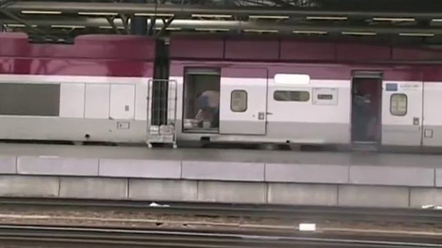Brussels Midi Station Part 2 смотреть онлайн