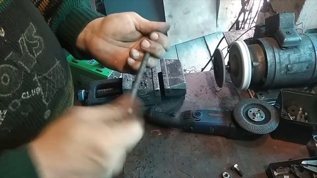 отличная самоделка для дома - пистолет для силиконовых работ за 10 минут ! смотреть онлайн