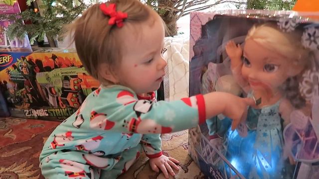 TOP 15 CHRISTMAS TOYS + GIVEAWAY! смотреть онлайн