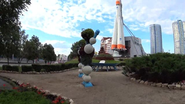 Прогулка по большому городу смотреть онлайн