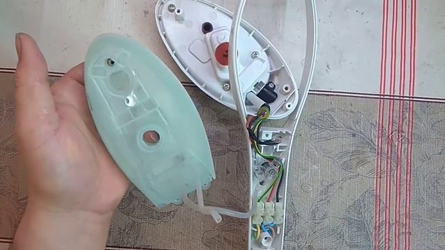 Отпариватель Vesta VA5699 протекает вода смотреть онлайн