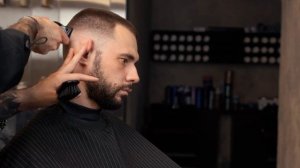Мужская стрижка машинкой с переходом FADE. Обучение