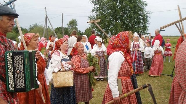 Есть женщины в русских селеньях. смотреть онлайн