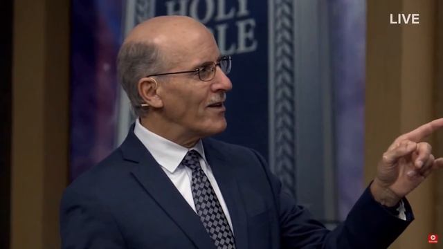 Revelation NOW: Episode 3 "Did God Create a Devil?" with Doug Batchelor смотреть онлайн