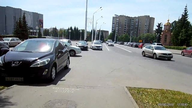 EKEN H9R без "рыбьего глаза" смотреть онлайн