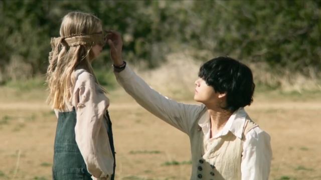 K-POP айдолы с тяжелым прошлым / из бедных семей смотреть онлайн