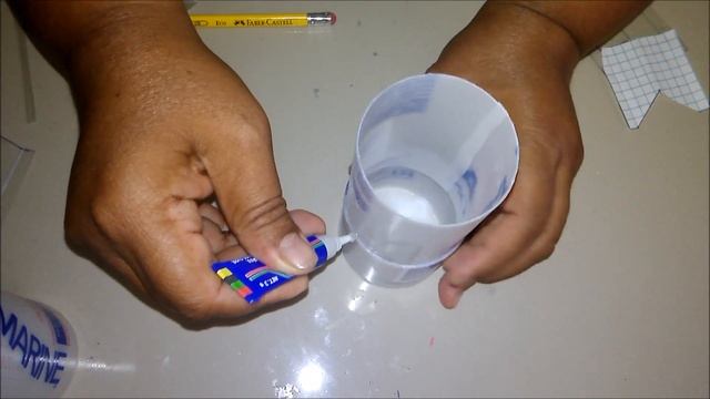 Lapicera En Forma De Cohete Con Reciclaje