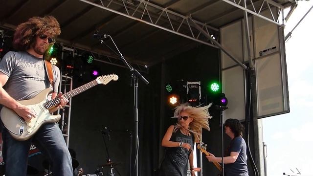 Sass Jordan "Ugly" Live Burlington June 19 2016 смотреть онлайн
