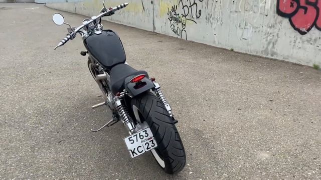 Suzuki Intruder 750 смотреть онлайн