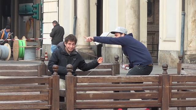 SCHIUMA SPRAY sulla GENTE смотреть онлайн