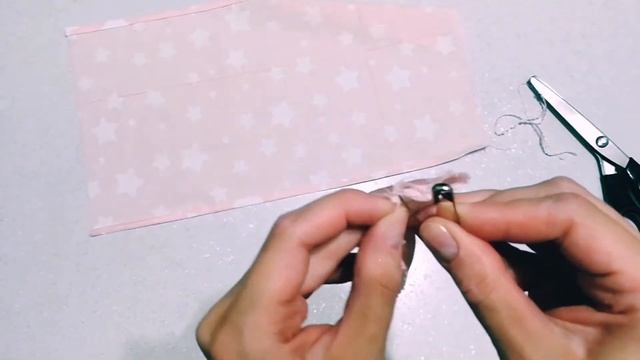 Как сшить косынку для ребенка. Детский головной убор. Косынка на резинке. смотреть онлайн