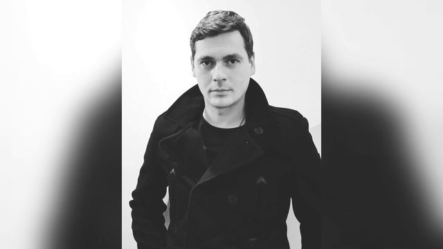 Известный актер бросил жену с тремя детьми смотреть онлайн
