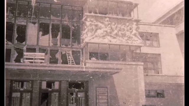 Прогулки у драмтеатра им. М. Горького. Вып.4 смотреть онлайн