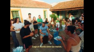 Marta Santos - Bien Bonito (Visualizer)