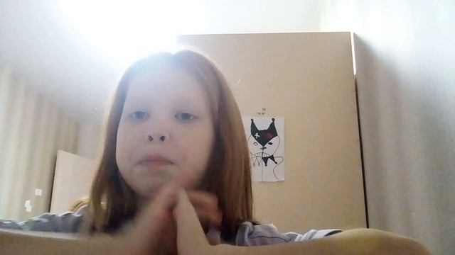 рассказываю о клипе.