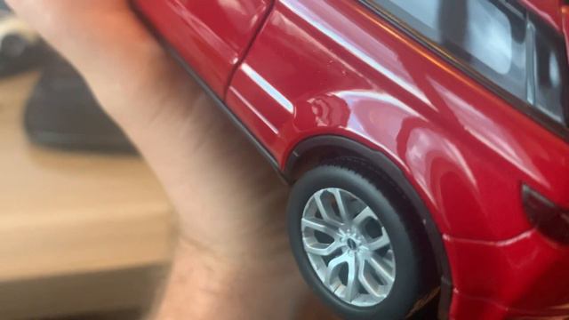 Обзор модели Range Rover Evoque от Welly смотреть онлайн