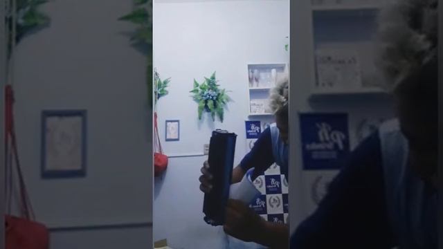 Passo a Passo de como esvaziar a Lixeira do Seu Toner смотреть онлайн