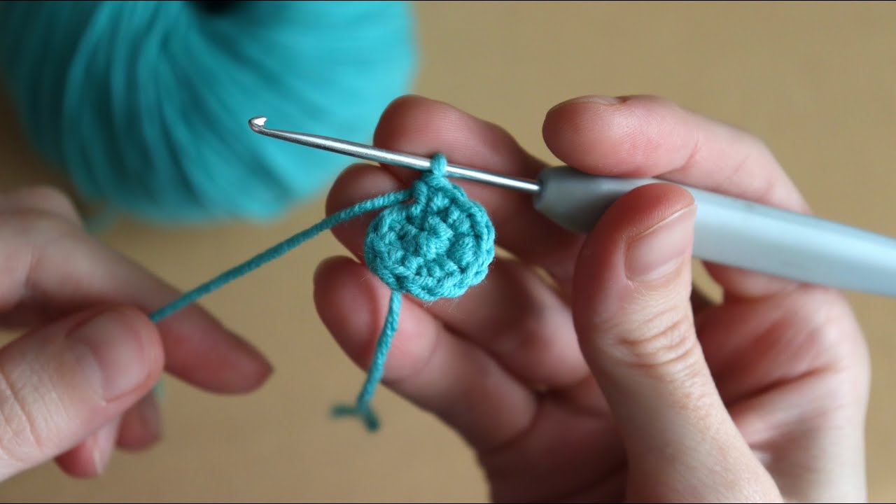 Экспресс-урок КОЛЬЦО АМИГУРУМИ крючком смотреть онлайн