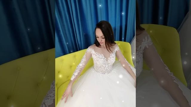 Свадебное платье "Фея" кружево полупрозрачный корсет пышная юбка с каймой и волшебное сияние? смотреть онлайн