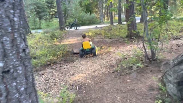 John Deere ground force tractor смотреть онлайн