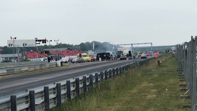 Volvo 142 GTX55 vs. 9sec Opel ascona 1/8 mile смотреть онлайн