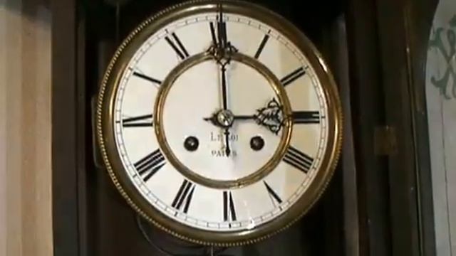 Настенные старинные часы с боем Friedrich Mauthe смотреть онлайн