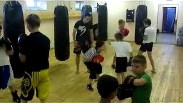 тренировки по боксу в Бойцовский клуб Ермак смотреть онлайн