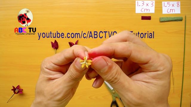 ABC TV | How To Make Chocolate Lily Paper Flower From Crepe Paper - Craft Tutorial смотреть онлайн