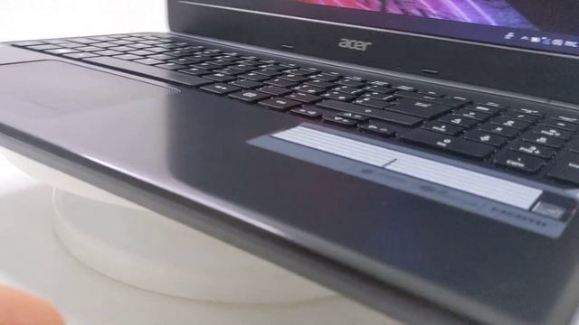 Ноутбук Acer \HD\N2840\4Gb\120Gb SSD\Intel HD Graphics CN19471 смотреть онлайн