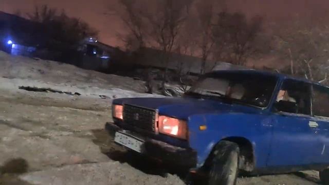 ВАЗ 2107 Дрифт зимой смотреть онлайн