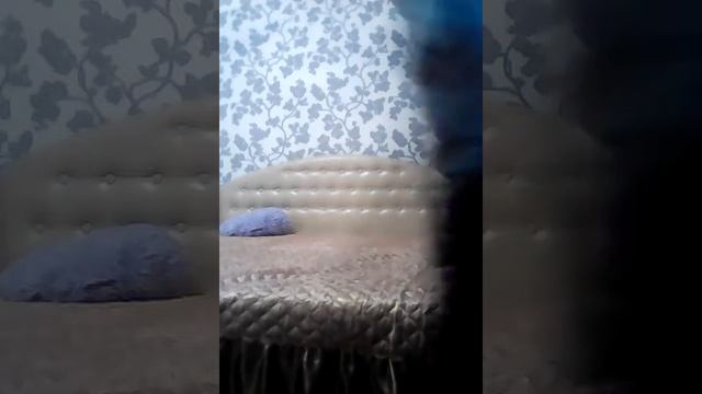 Кувырки на кровате смотреть онлайн