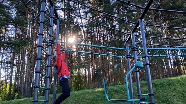 Доставка 1300км! Череповец встречает новый Lada Largus Cross! смотреть онлайн