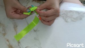 Бантики из атласных лент 25 мм. Очень легко и красиво.