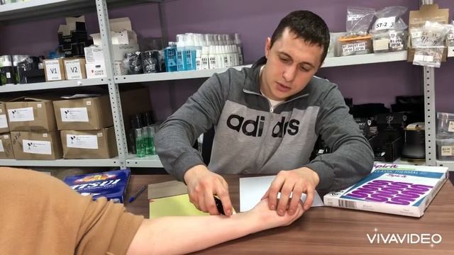 Как перенести изображение с помощью трансферной бумаги на кожу смотреть онлайн