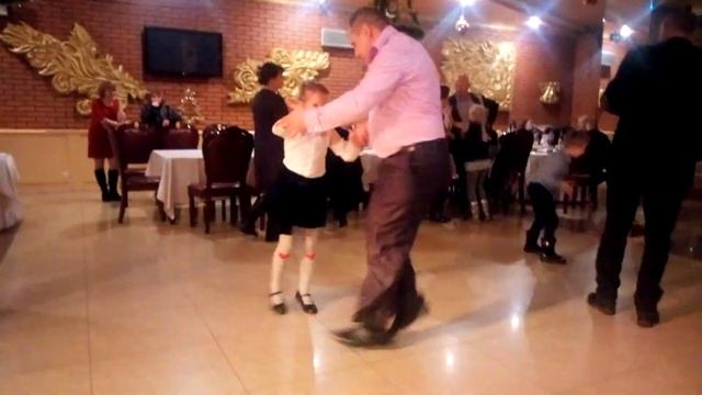 София. Танцы до упаду! Ресторанный комплекс,, Clear House,,. смотреть онлайн