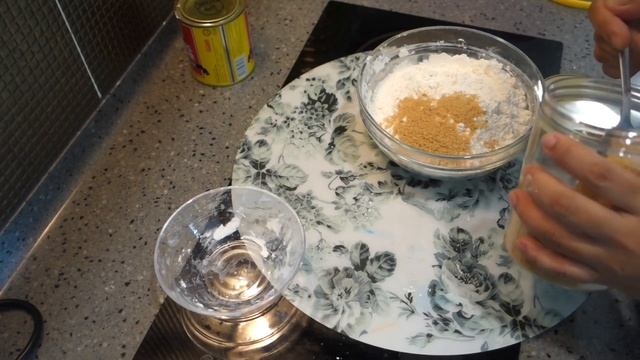 নেই কাজ তো lockdown বসে বসে খই ভাজ | Banana ? Pancakes ? বানালাম смотреть онлайн