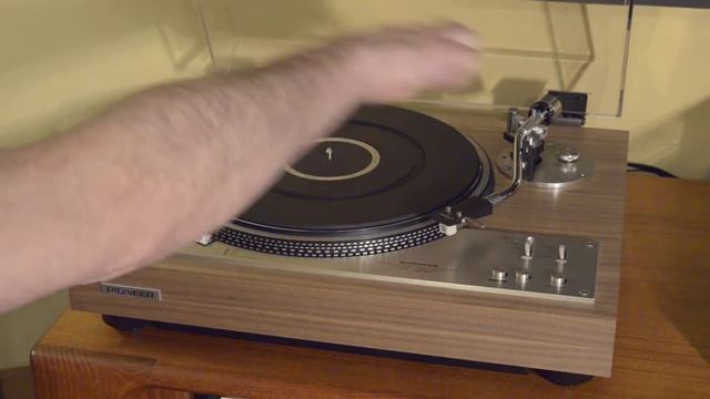 Pioneer PL-530 Automatic Turntable