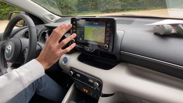 ESSAI NOUVELLE TOYOTA YARIS : Le top de l'hybride Made in France ! смотреть онлайн