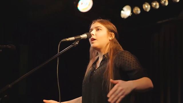 Полина Файт - Полнаялюбви - Кометы (vocal cover live) смотреть онлайн