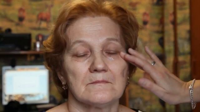 Сыворотка AGELESS Skinny Body Care в действии