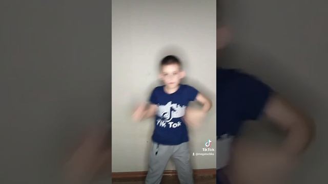 7def93c03b61d0277c8a90a49a1fb087.mp4